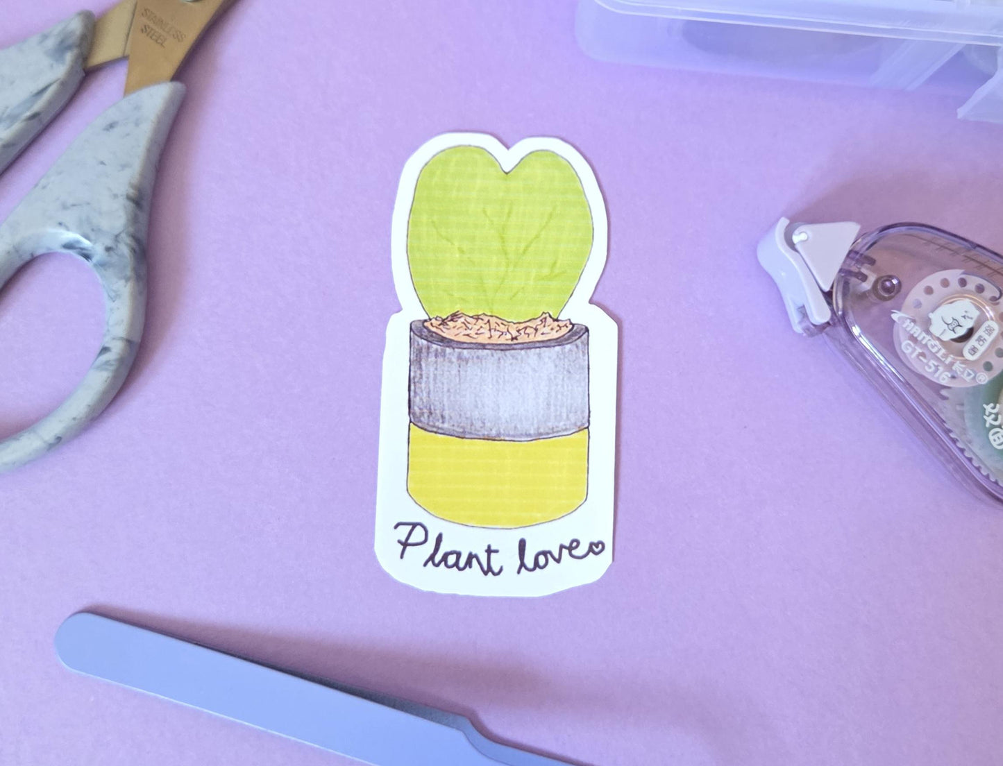 Plant Love Sticker – Cute Heart-Shaped Succulent Die Cut Sticker, Plant Lover Gift, Kawaii Vinyl Decal, Botanical Aesthetic Journal Sticker
